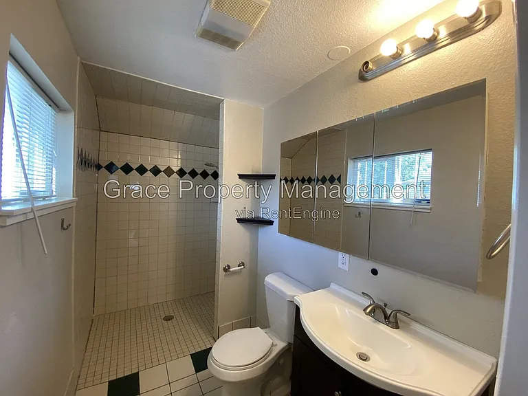 636 Tennyson St — Photo 10