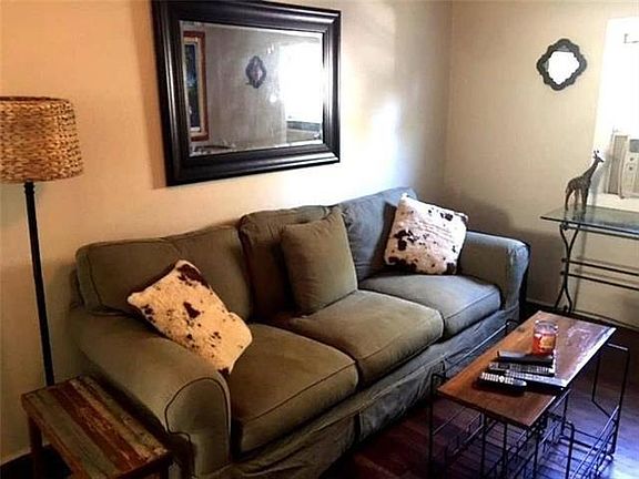 2nd image of 155 Elvis Ct Unit 1/2