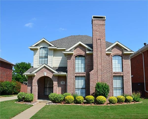 1st image of 516 Woodlake Dr
