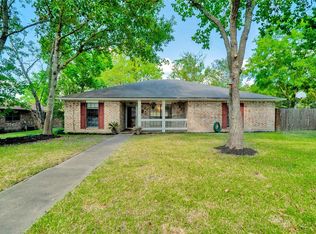 2109 Avenue T, Huntsville, TX 77340