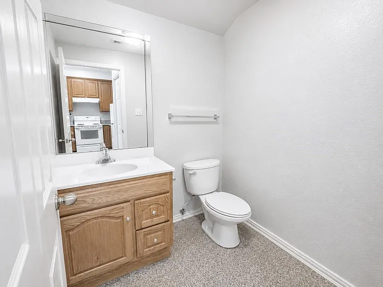 9400 Bellaire Blvd #205 — Photo 11