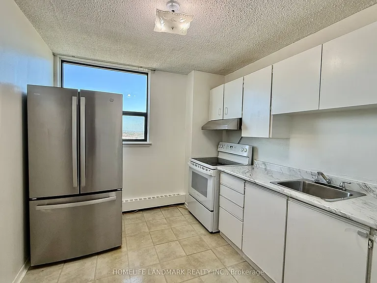 100 Wingarden Ct #1701 — Photo 14