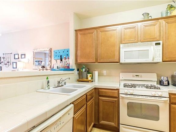 4th image of 7127 S Durango Dr Unit 102