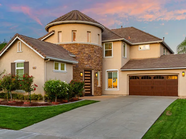 5660 John Runge St, Sacramento, CA 95835