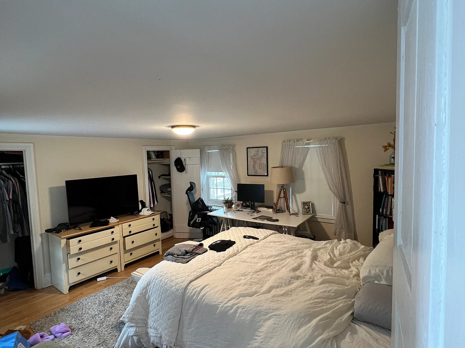 200 Nassau St — Photo 4