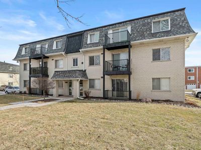 9641 S Karlov Ave APT 304, Oak Lawn, IL, 60453