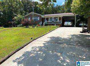 80 Honeysuckle Rd, Locust Fork, AL 35097