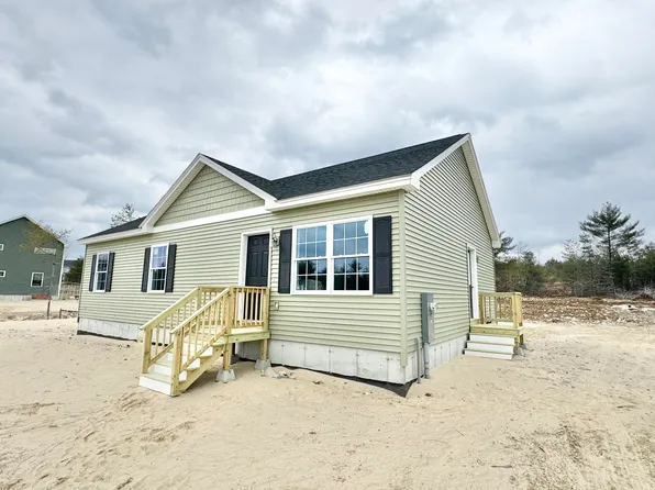 3 Estes Drive, Standish, ME 04084