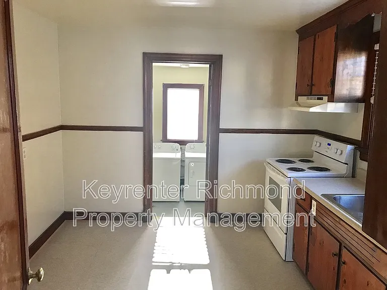 7418 Wentworth Ave — Photo 9