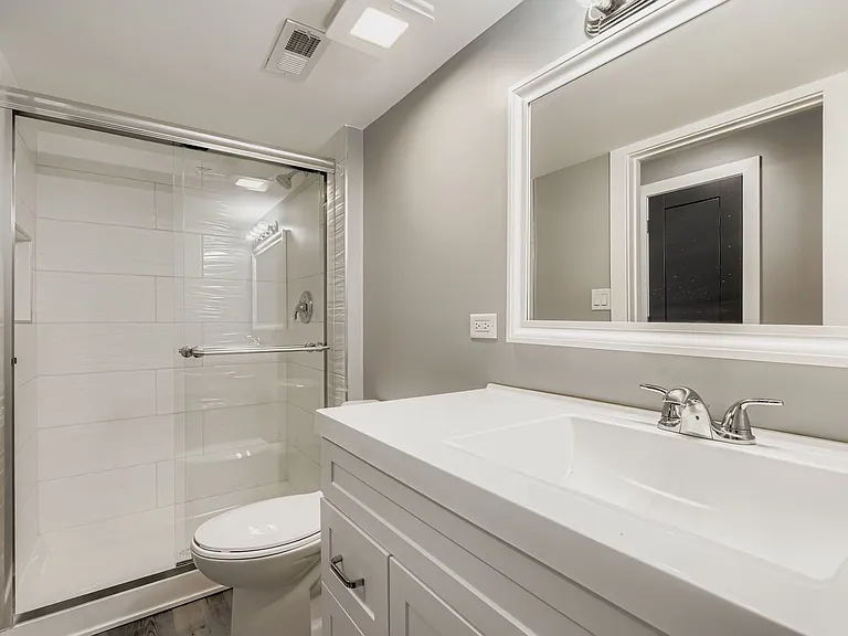 5611 Allemong Dr — Photo 25