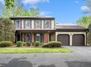 15623 Sycamore Ln, Rockville, MD 20853