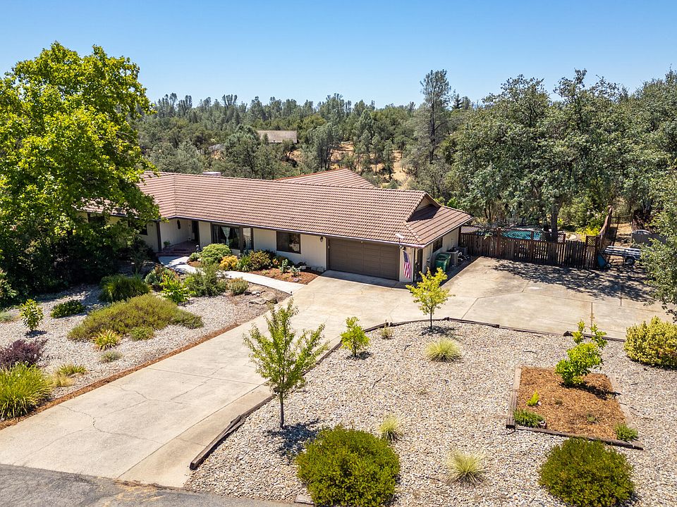 1st image of 16201 Plateau Cir