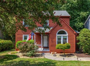 53 Carrisbrooke Ln, Winston Salem, NC 27104