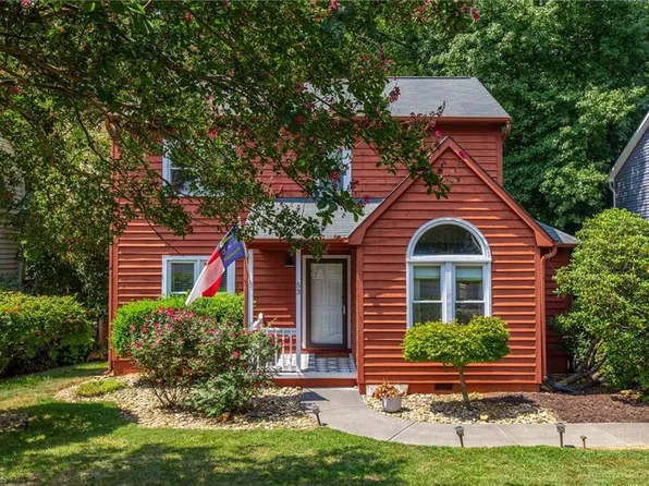 53 Carrisbrooke Ln, Winston Salem, NC 27104