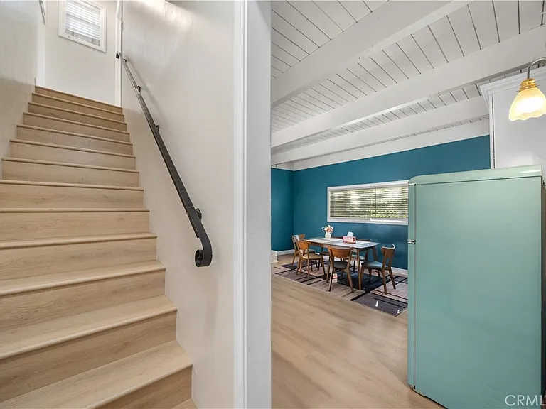 912 W Hill Ave — Photo 24