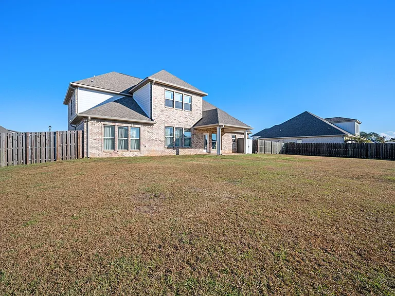 271 Hemlock Dr — Photo 31