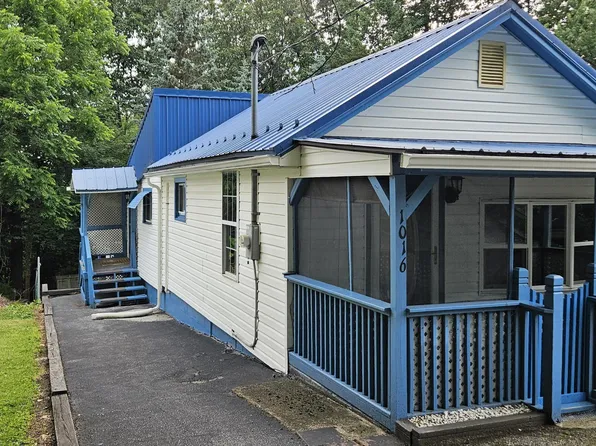 1016 Frankstown Rd, Altoona, PA 16601
