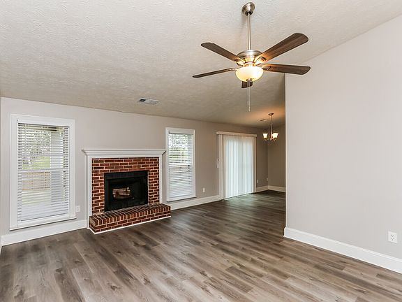5th image of 900 Orchard Mill Ln