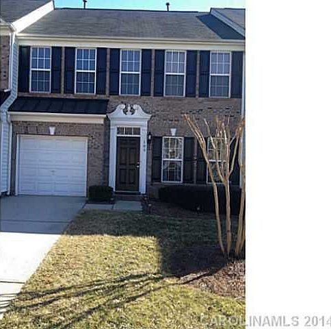 1st image of 105 S Arcadian Way