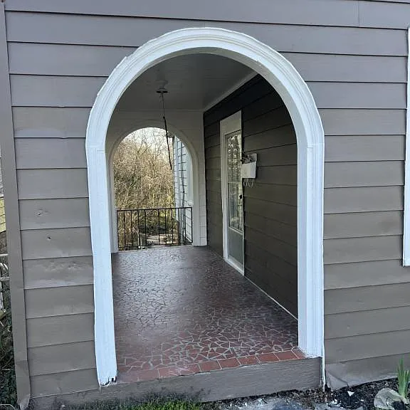 1117 N Main St — Photo 4