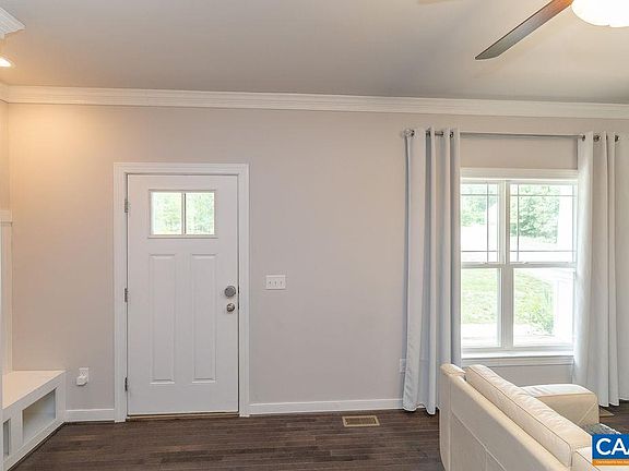5th image of 157 Hickory Ridge Cir