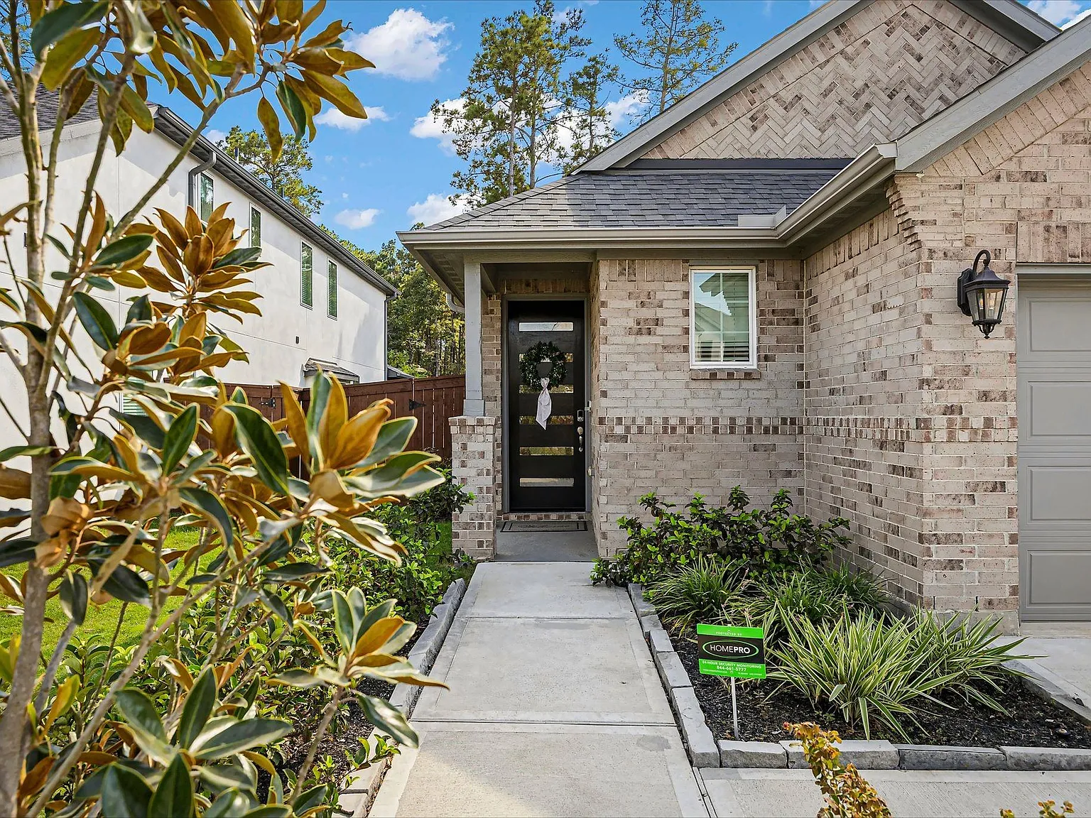 3 bed, 2.0 bath, 1746 sqft, $2,600 — Photo 4