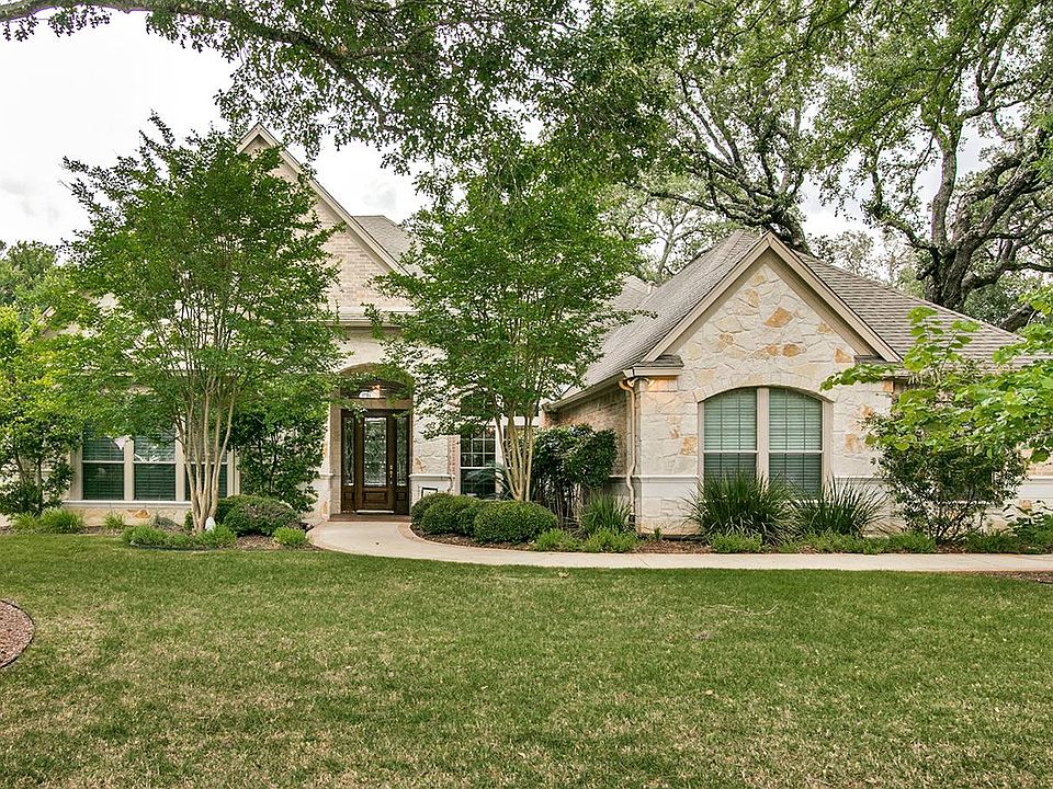 1st image of 408 Skyforest Dr