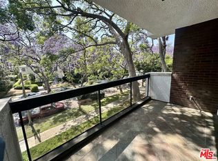 324 N Palm Dr UNIT 206, Beverly Hills, CA 90210