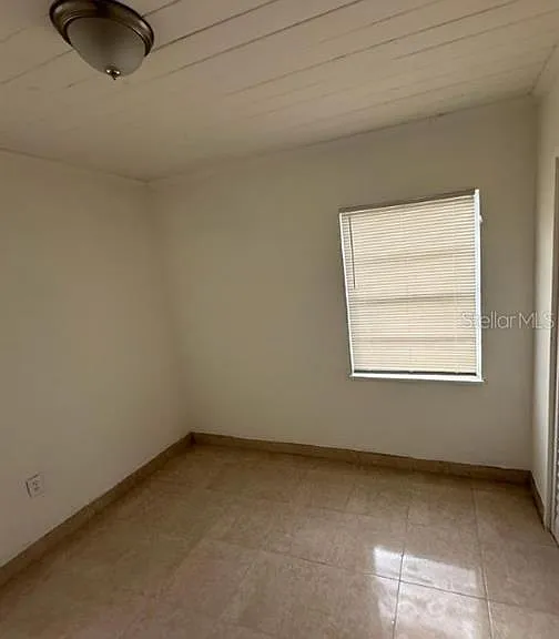 1238 Herschell St — Photo 9
