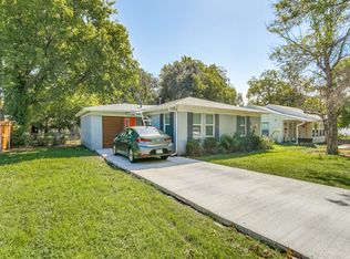 1215 S Ball St, Grapevine, TX 76051