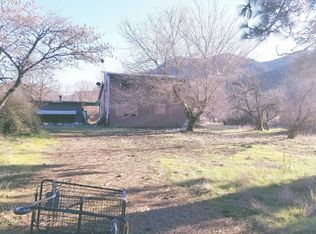 47884 Elgin Ave, Oakridge, OR 97463