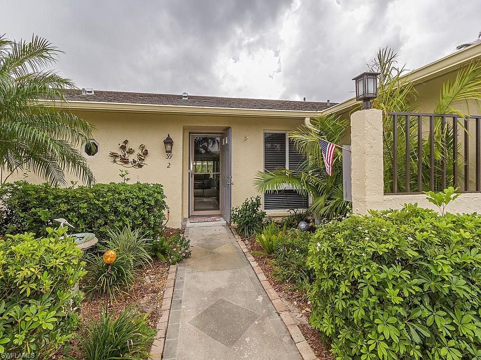 1st image of 39 Glades Blvd APT 2