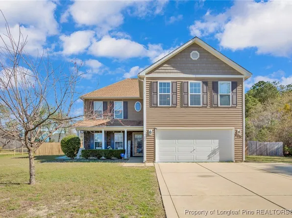 530 Gapway Ct, Hope Mills, NC 28348