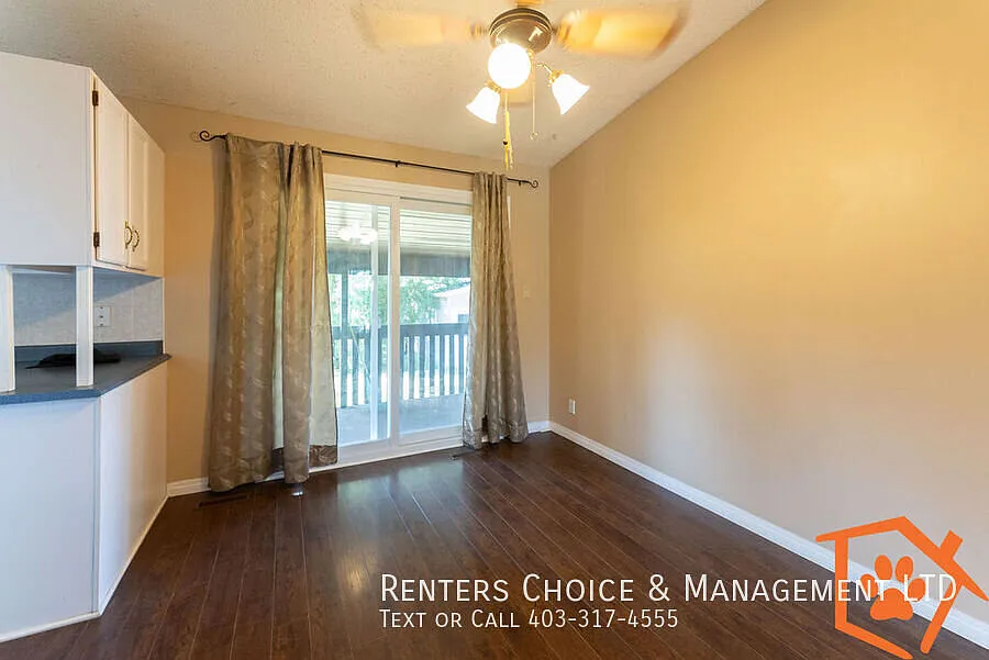 3 Bedroom Main Floor, Utilities Included, Bonus Incentive — Photo 4