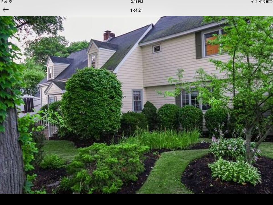 2nd image of 42 Edge Hill Rd