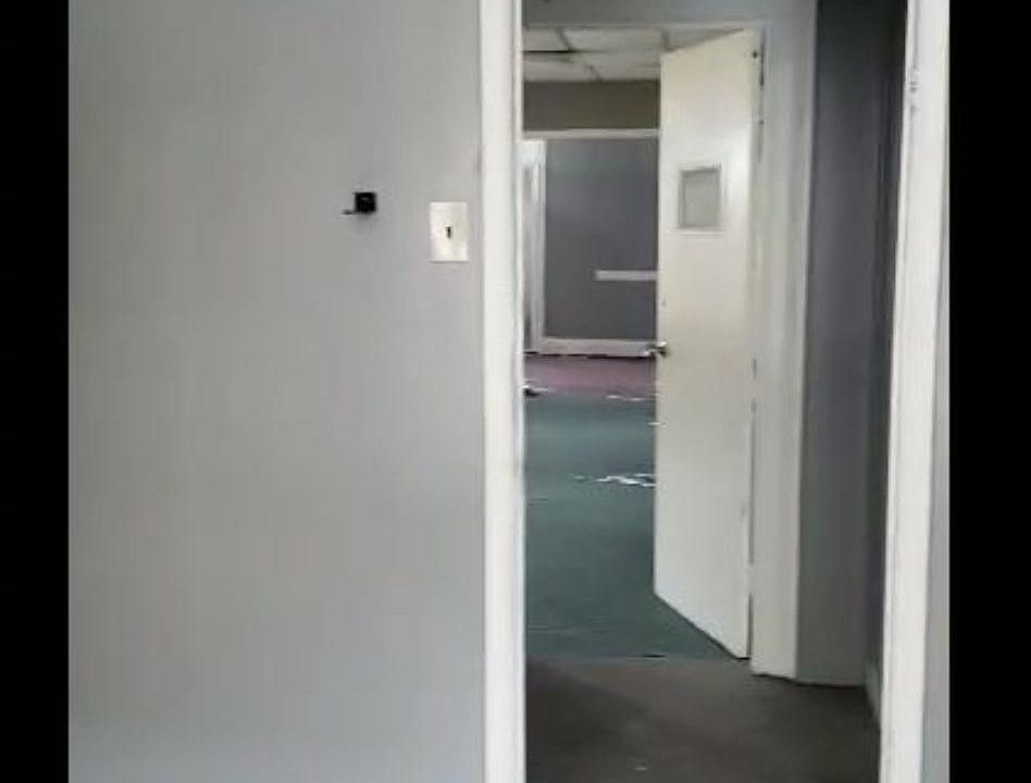 2nd image of 517 Scott St #1