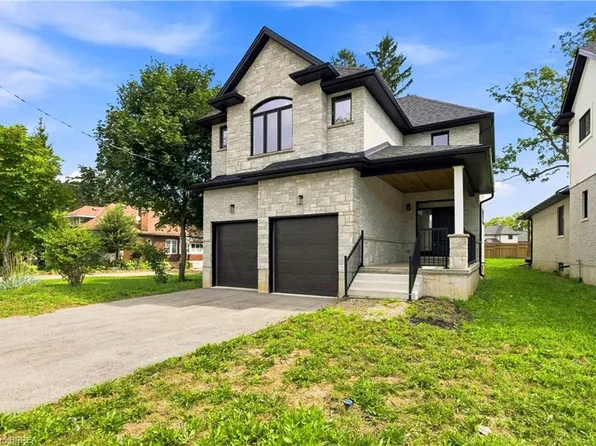 232 Mount Pleasant St, Brantford, ON N3T 1V1