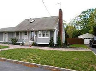 6 Truman Dr, Brick, NJ 08724