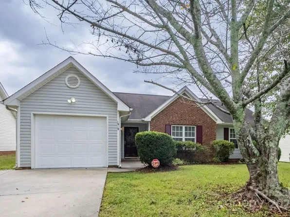 1919 Dietrich Ln, Charlotte, NC 28262