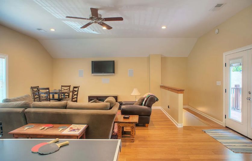 1st image of 4261 Waymar Dr