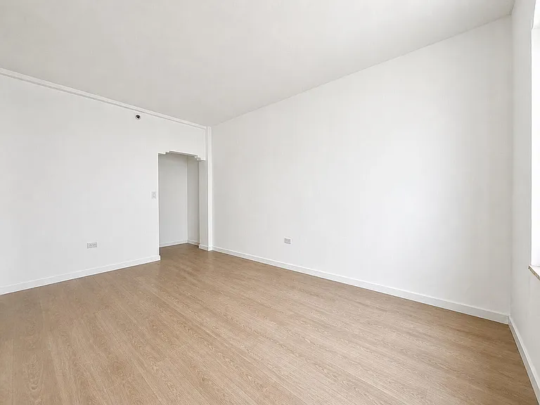 901 Collins Ave #209 — Photo 12
