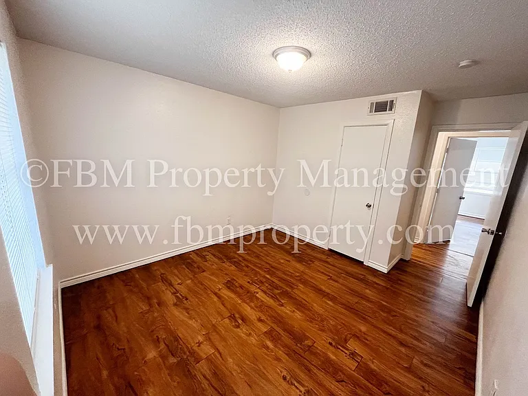 1408 Nichols St — Photo 11