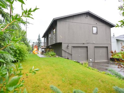 7050 Hunt Ave, Anchorage, AK, 99504