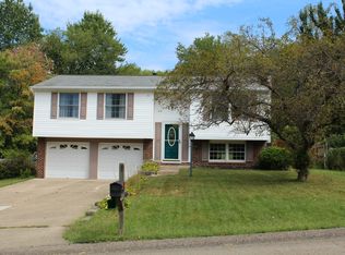 227 Old Farm Rd, Cranberry Township, PA 16066