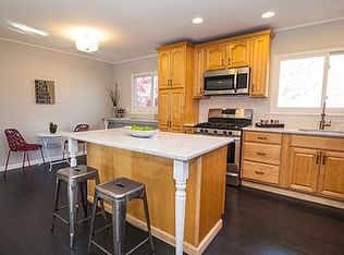 7 Locust Pl, Livingston, NJ 07039