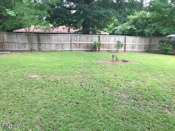 4th image of 1567 Cherry Hill Park