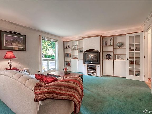 5th image of 4239 Highline Dr SE