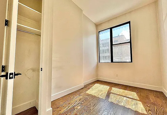 Rented by Reavis | media 12