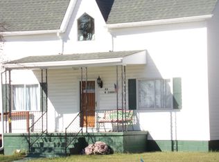 33 W Church St, Raleigh, IL 62977