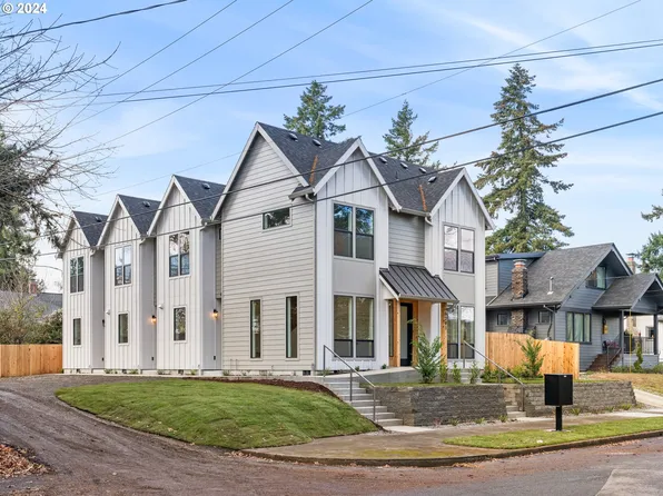 6289 SE 44th Ave, Portland, OR 97206